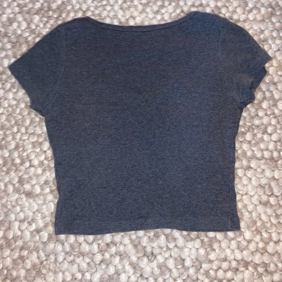 grey brandy melville zelly top - Picture 3 of 4